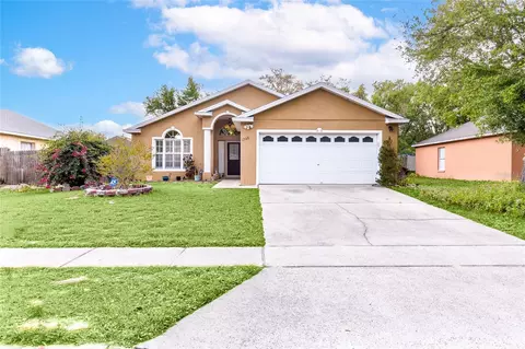 1562 Woodwind Dr, Apopka, FL 32703