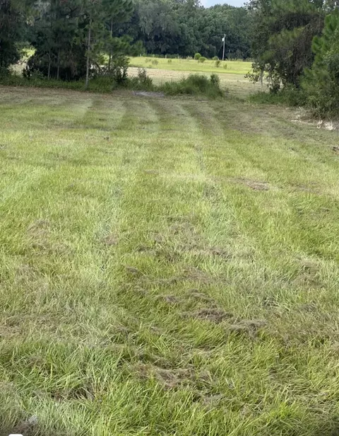 226 Hunting Shortcut Rd, Crescent City, FL 32112