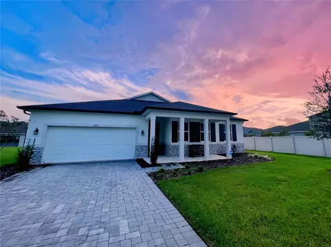 882 Asterfield Ln, Deland, FL 32720