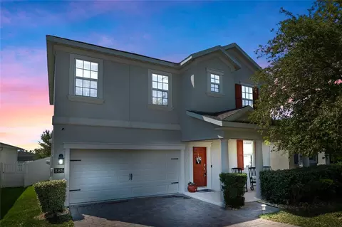 885 Carmillion Ct, Groveland, FL 34736