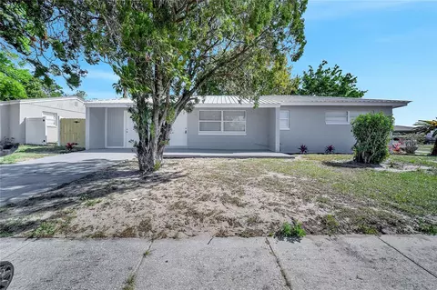 73 Garrison Ln, Frostproof, FL 33843