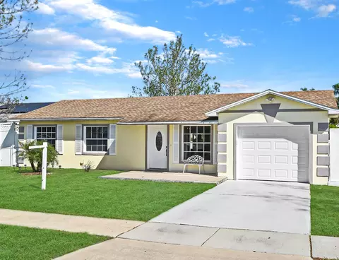 5538 Penton Pl, Orlando, FL 32839
