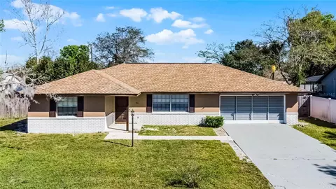 2072 Monterey Dr, Deltona, FL 32738