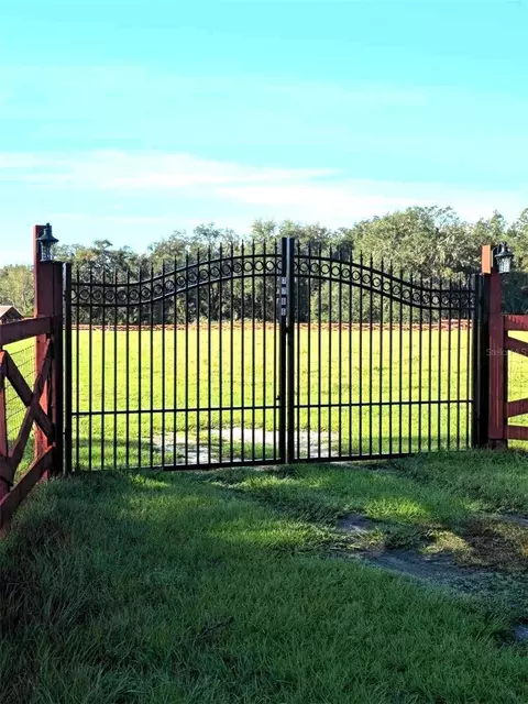 7786 County Road 674, Bushnell, FL 33513