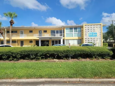 2155 Wood St #B4, Sarasota, FL 34237