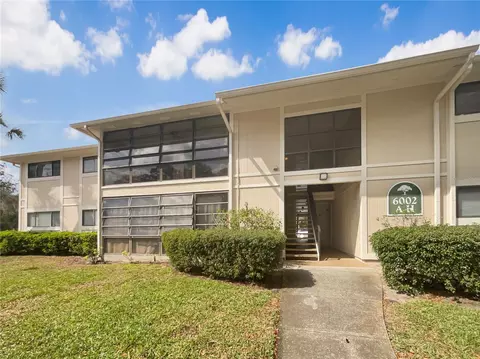 6002 Laketree Ln #B, Temple Terrace, FL 33617