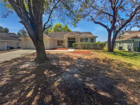 8080 Spanish Oak Dr, Spring Hill, FL 34606