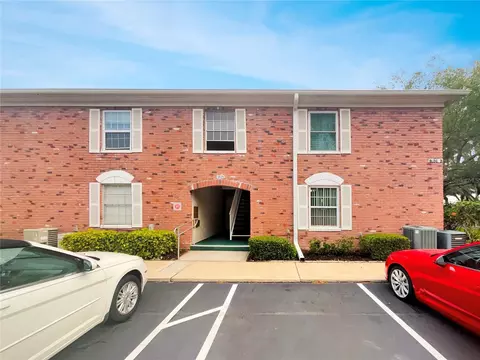 3425 41st Ter S #202, Saint Petersburg, FL 33711