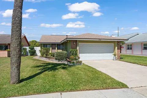 335 Kantor Blvd, Casselberry, FL 32707