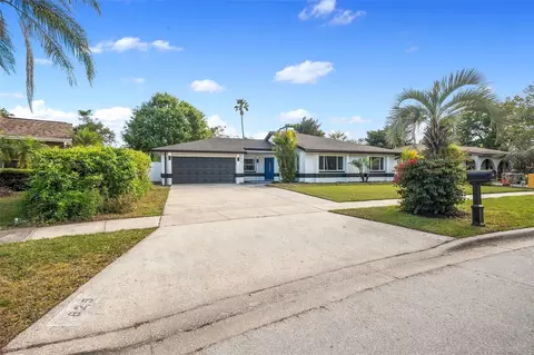 825 Coquina Ct, Orlando, FL 32807