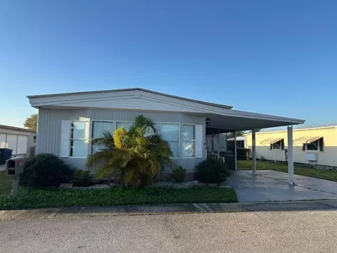 125 Dolphin Dr S, Oldsmar, FL 34677