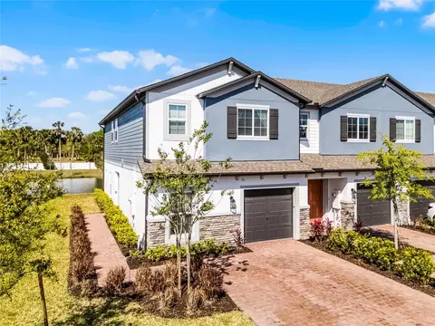 402 Cape Honeysuckle Pl, Sanford, FL 32771