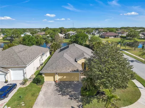 1917 Auburn Lakes Dr, Rockledge, FL 32955