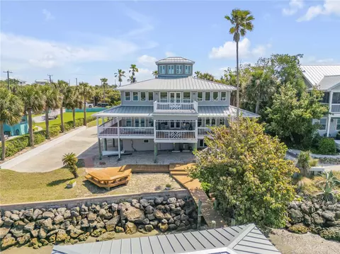 1110 N Peninsula Ave, New Smyrna Beach, FL 32169