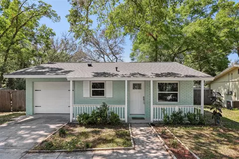 670 S Blue Lake Ave, Deland, FL 32724