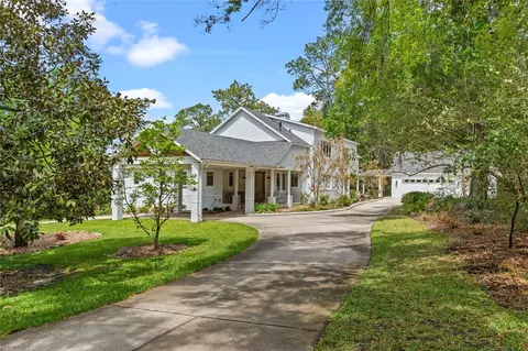 1417 Olympia Ave, Mount Dora, FL 32757