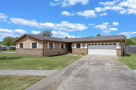 1570 Trinidad Ave, Deltona, FL 32725