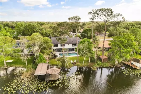 8041 Lake Waunatta Dr, Winter Park, FL 32792