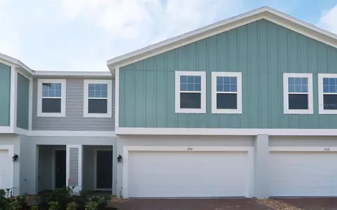 230 Glass Onion Dr, Groveland, FL 34736