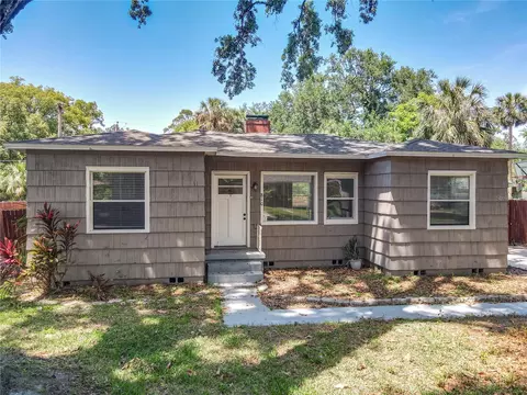 810 Catalina Dr, Sanford, FL 32771