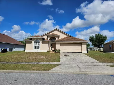 4526 Oakton Dr, Orlando, FL 32818