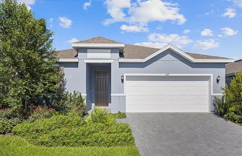 527 Silver Palm Dr, Haines City, FL 33844