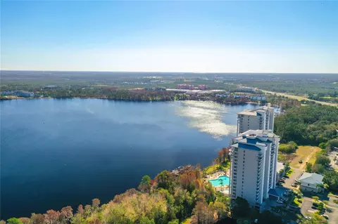 13427 Blue Heron Beach Dr #1205, Orlando, FL 32821