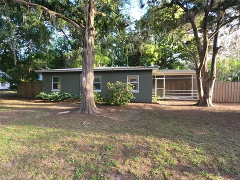 2411 Carr St, Palatka, FL 32177
