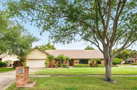 7801 Pine Haven Ct, Orlando, FL 32819