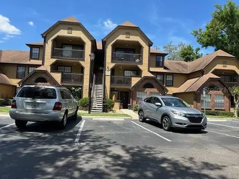 385 Woodside Dr #302, Altamonte Springs, FL 32701