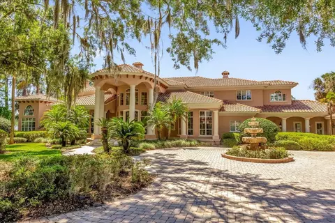 8302 Earlwood Ave, Mount Dora, FL 32757