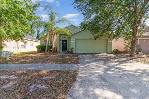 2226 Royal Ridge Dr, Davenport, FL 33896