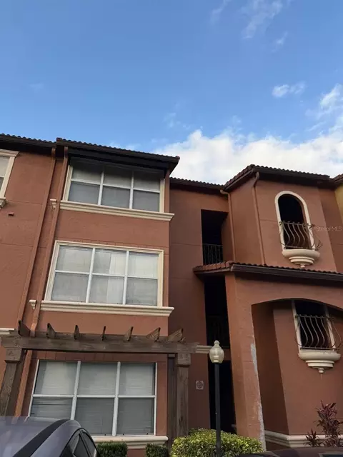 5120 Conroy Rd #523, Orlando, FL 32811