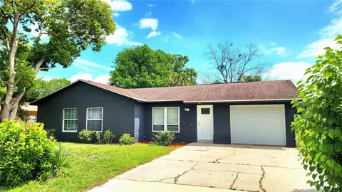 1855 Alexander Ave, Sanford, FL 32771