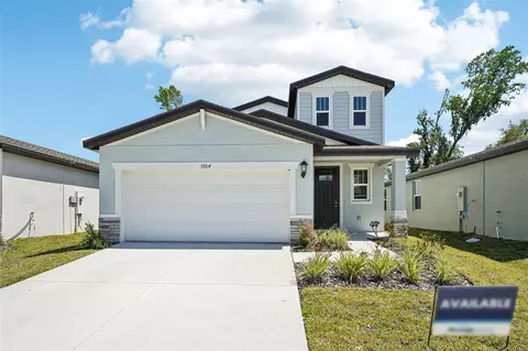 3904 Radiant Mountain Dr, Plant City, FL 33565