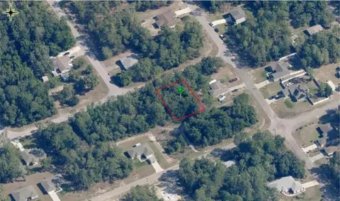 850 W Cadima Pl, Citrus Springs, FL 34434