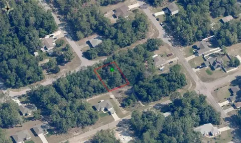862 W Cadima Pl, Citrus Springs, FL 34434
