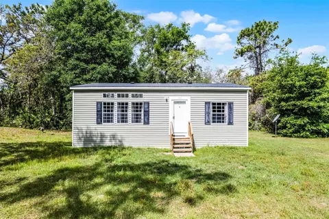 9153 Garetta Ave, Webster, FL 33597
