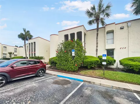524 Orange Dr #22, Altamonte Springs, FL 32701