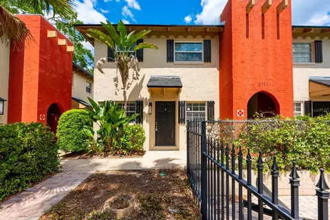2501 E Central Blvd #9, Orlando, FL 32803