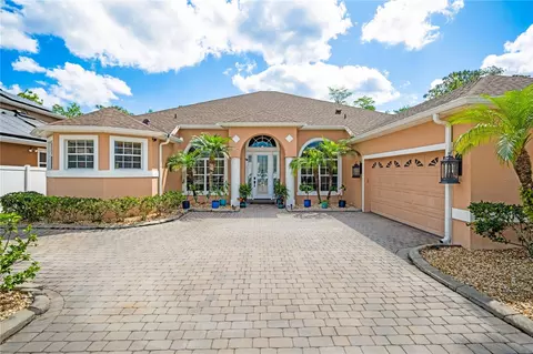 3335 Curving Oaks Way, Orlando, FL 32820