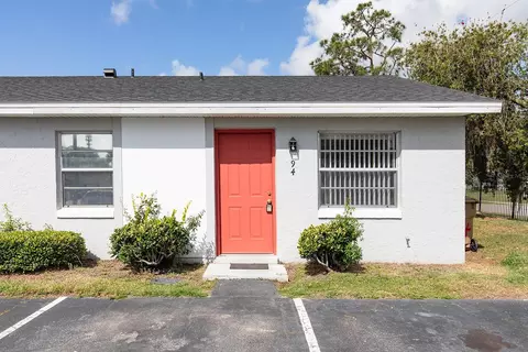 94 Lake Villa Way, Kissimmee, FL 34743