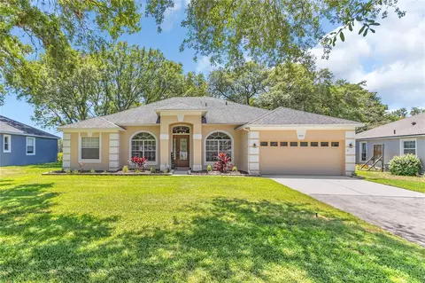 572 Lanarkshire Pl, Apopka, FL 32712