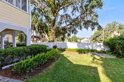 Exterior - 910 Cypress Ave, Saint Cloud, FL 34769 photo 5 of 10