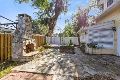 Exterior - 910 Cypress Ave, Saint Cloud, FL 34769 photo 3 of 10
