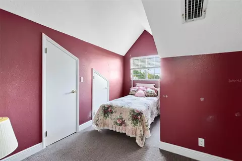 Bedroom - 910 Cypress Ave, Saint Cloud, FL 34769 photo 8 of 10