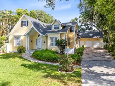 Exterior - 910 Cypress Ave, Saint Cloud, FL 34769 photo 7 of 10