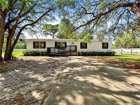 18801 Akins Dr, Spring Hill, FL 34610