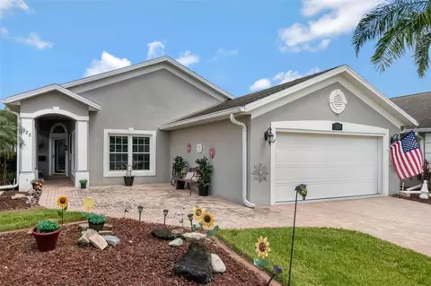 725 High Vista Dr, Davenport, FL 33837