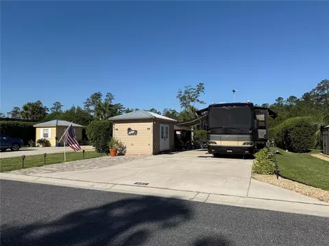 3154 NE 101st Ct, Silver Springs, FL 34488